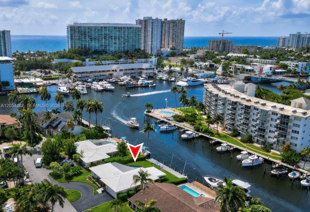 2762 NE 3rd Street, Pompano Beach, FL 33062
