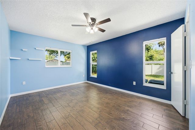 1964 PAR PLACE, Sarasota, FL 34240