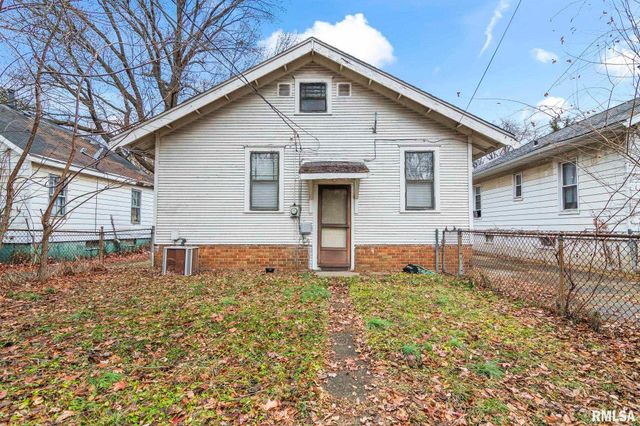 2236 E ADAMS Street, Springfield, IL 62703