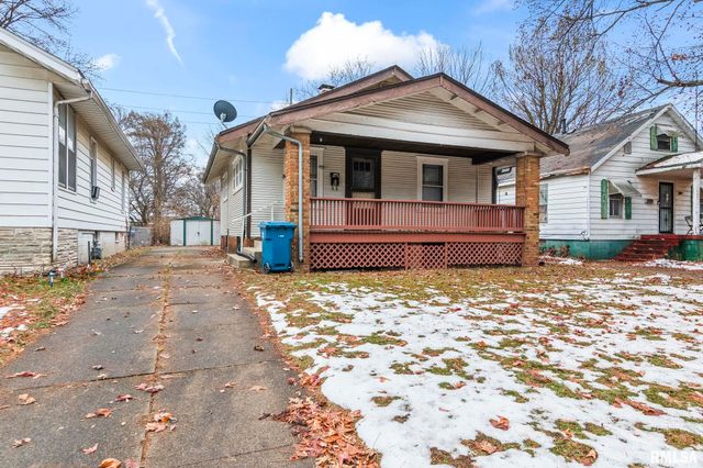 2236 E ADAMS Street, Springfield, IL 62703