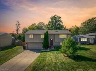 786 Pepperwood Drive, Brunswick, OH 44212