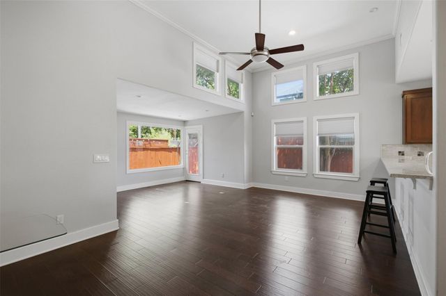 1315 W Anderson LN A, Austin, TX 78757