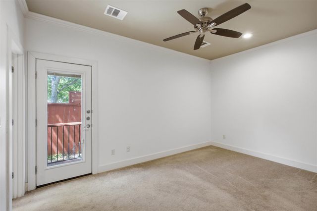 1315 W Anderson LN A, Austin, TX 78757