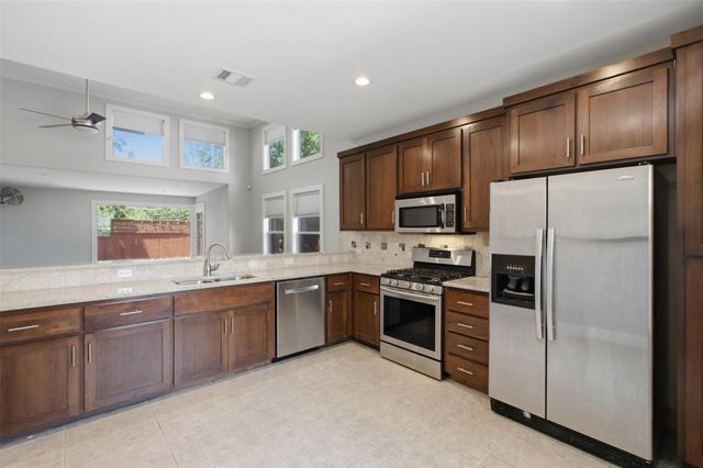 1315 W Anderson LN A, Austin, TX 78757