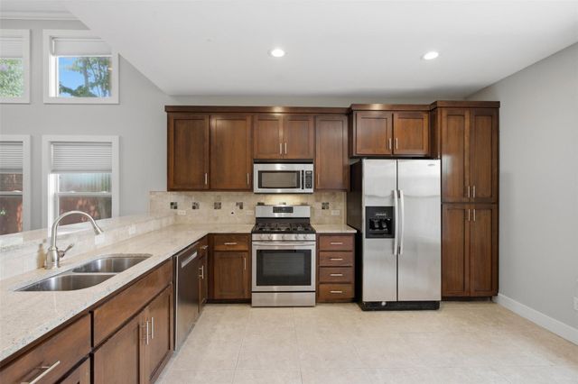 1315 W Anderson LN A, Austin, TX 78757