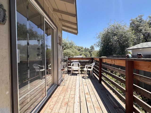 19380 Rockridge Way, Sonora, CA 95370