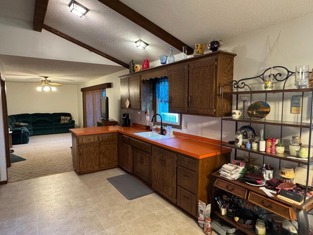 2400 208th Lane NW, Oak Grove, MN 55011
