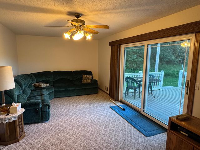 2400 208th Lane NW, Oak Grove, MN 55011
