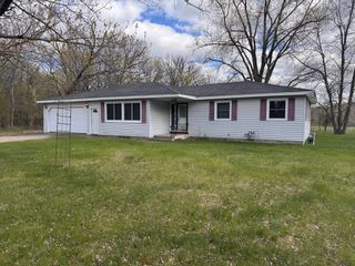 2400 208th Lane NW, Oak Grove, MN 55011