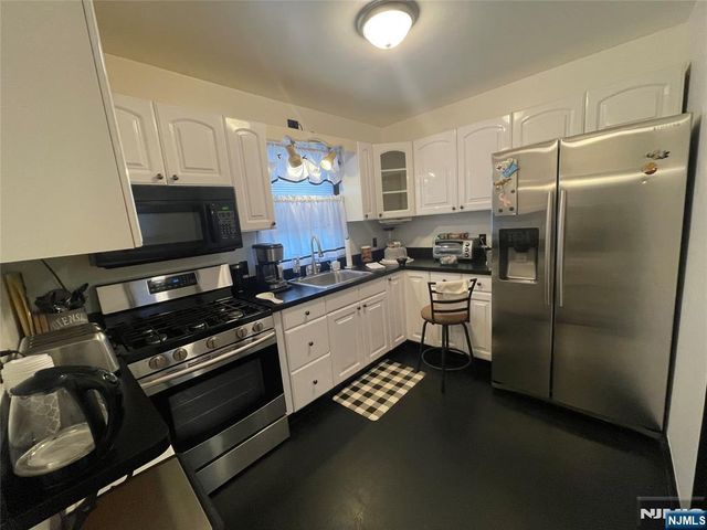 126 69th, Guttenberg, NJ 07093