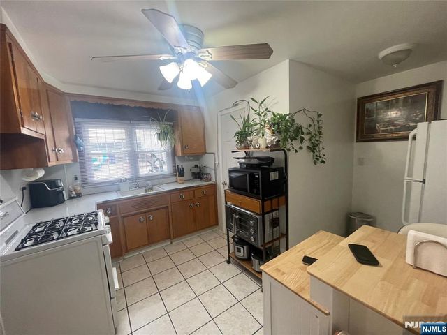 126 69th, Guttenberg, NJ 07093