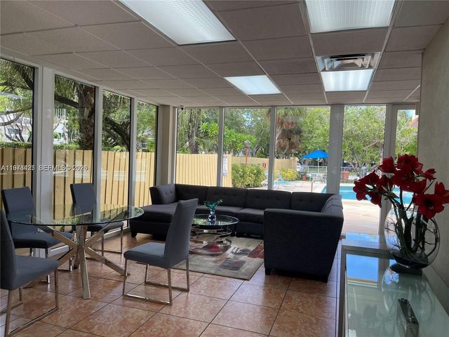 7840 Camino Real P309, Miami, FL 33143
