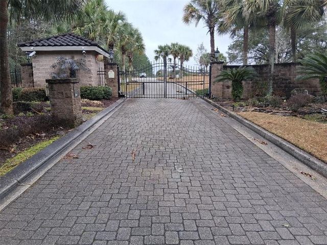 7281 Isle Of Palms Drive, Mobile, AL 36695