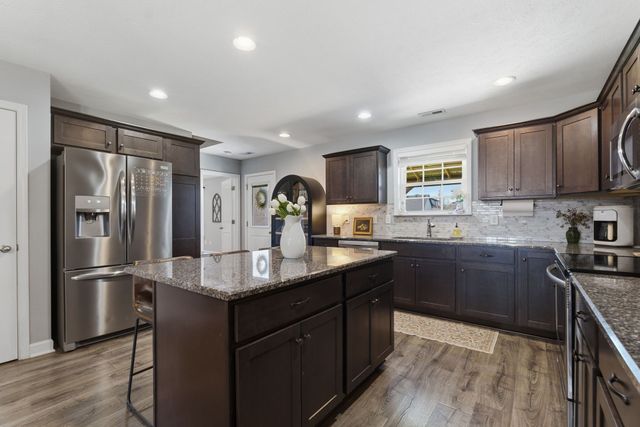 3032 Dusenburg Dr, Christiana, TN 37037