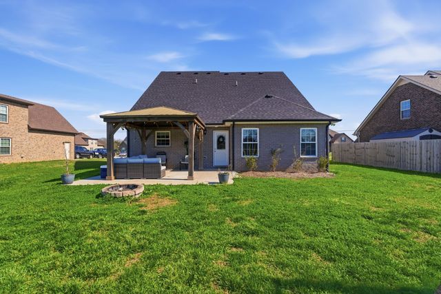 3032 Dusenburg Dr, Christiana, TN 37037