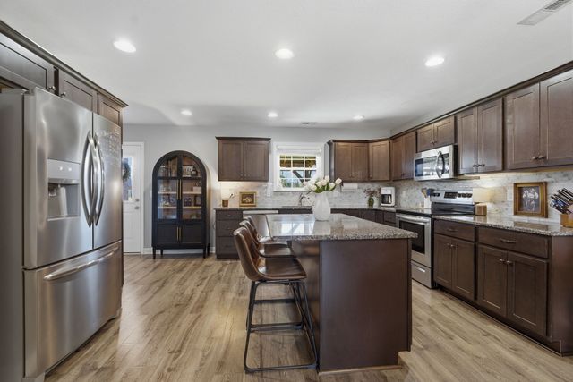 3032 Dusenburg Dr, Christiana, TN 37037