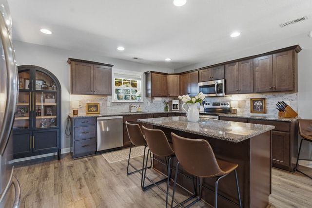 3032 Dusenburg Dr, Christiana, TN 37037