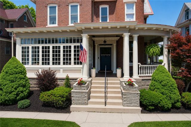 236 W Pike Street, Canonsburg, PA 15317