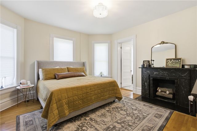236 W Pike Street, Canonsburg, PA 15317