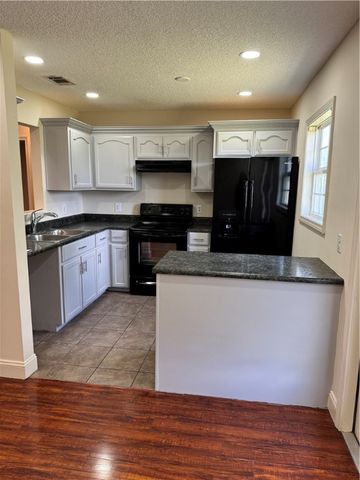 234 Victorian Lakes Drive, Brunswick, GA 31525