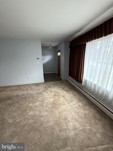 300 N FRANKLIN STREET, Waynesboro, PA 17268