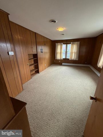 300 N FRANKLIN STREET, Waynesboro, PA 17268