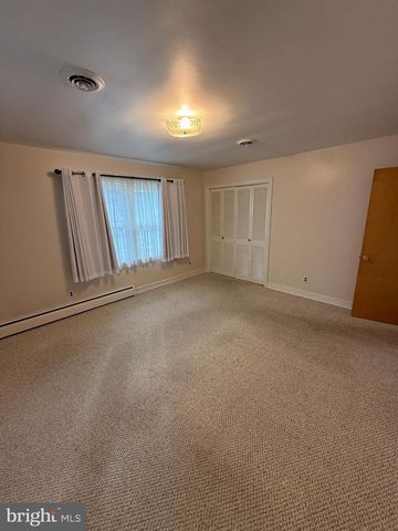 300 N FRANKLIN STREET, Waynesboro, PA 17268