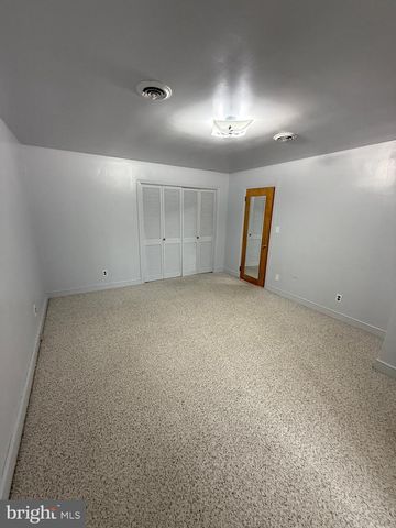 300 N FRANKLIN STREET, Waynesboro, PA 17268