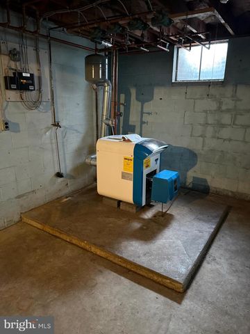 300 N FRANKLIN STREET, Waynesboro, PA 17268