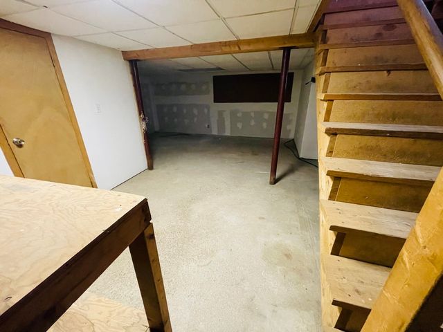 192 Grandview Ave, West Springfield, MA 01089