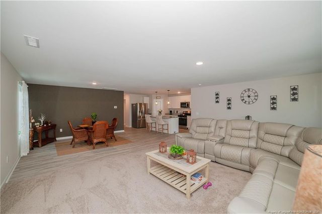 2130 Roadster Pony Lane, Hope Mills, NC 28348