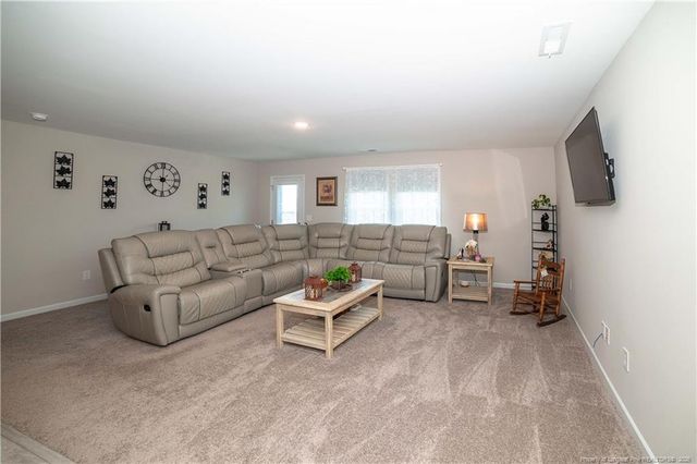 2130 Roadster Pony Lane, Hope Mills, NC 28348