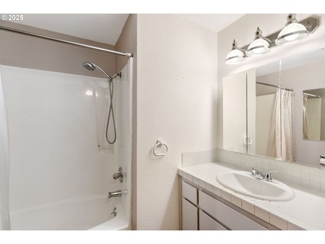 17130 Sw BAKER St, Beaverton, OR 97007