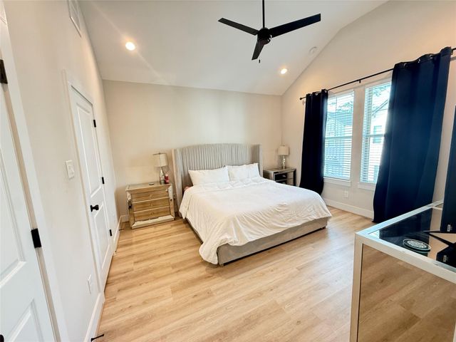3703 Creekmont Green Lane, Houston, TX 77091
