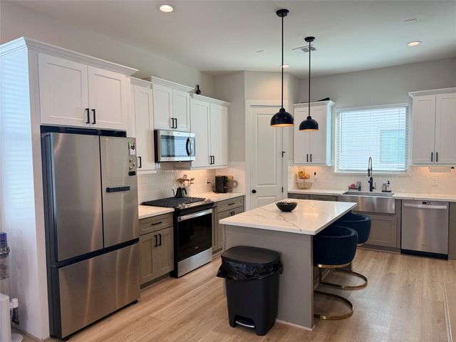3703 Creekmont Green Lane, Houston, TX 77091