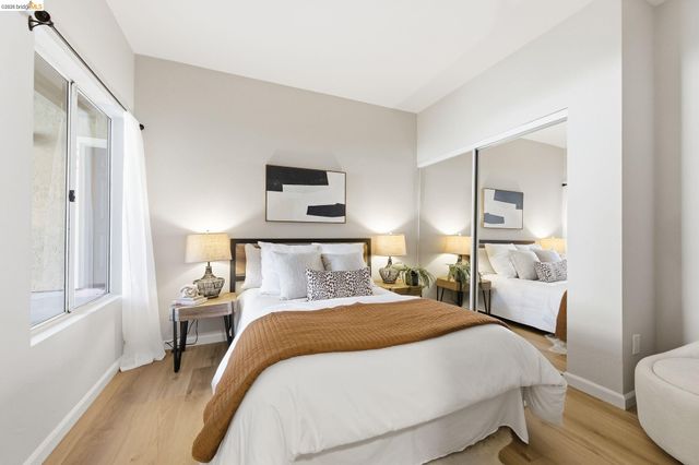 605 Forest Run, Hercules, CA 94547
