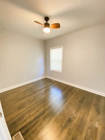 949 N Lockwood Avenue, Chicago, IL 60651