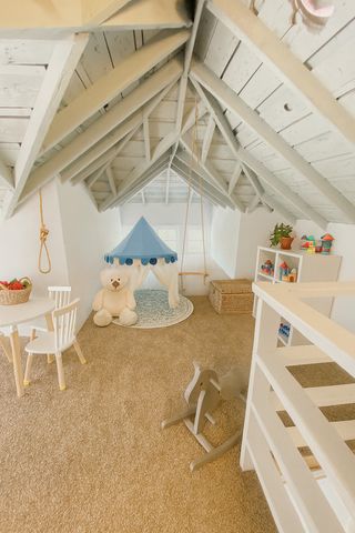 949 N Lockwood Avenue, Chicago, IL 60651