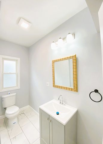 949 N Lockwood Avenue, Chicago, IL 60651