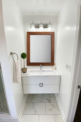 949 N Lockwood Avenue, Chicago, IL 60651