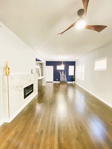 949 N Lockwood Avenue, Chicago, IL 60651