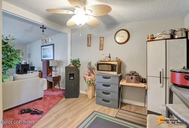 1735 Sanya Circle, Anchorage, AK 99508