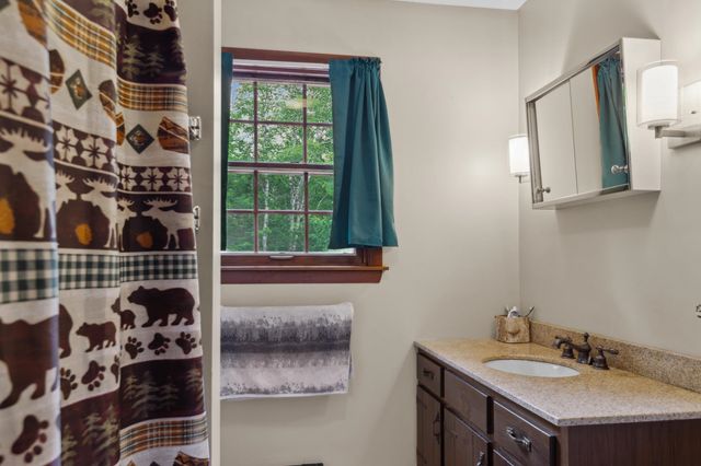 13 Seyah Road, Shelburne, NH 03581