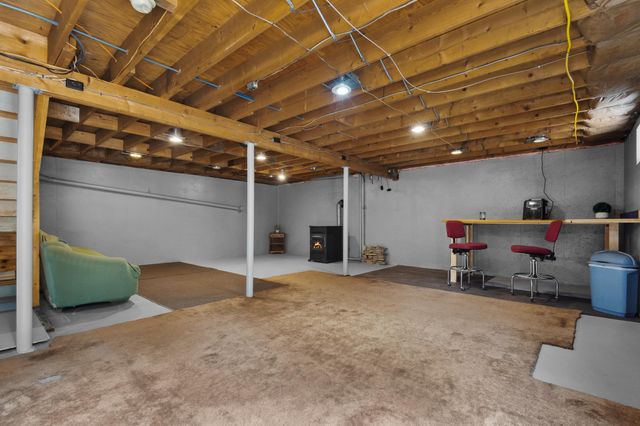 13 Seyah Road, Shelburne, NH 03581