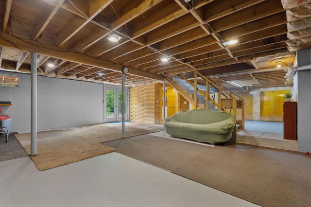 13 Seyah Road, Shelburne, NH 03581