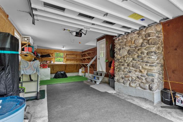 13 Seyah Road, Shelburne, NH 03581