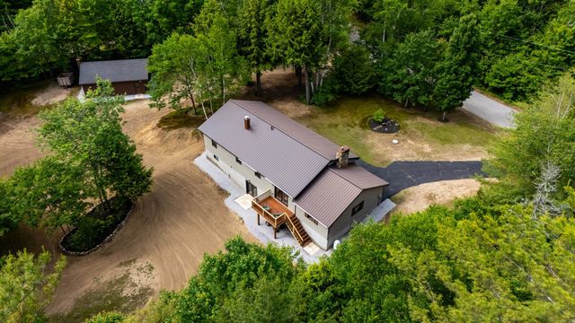 13 Seyah Road, Shelburne, NH 03581