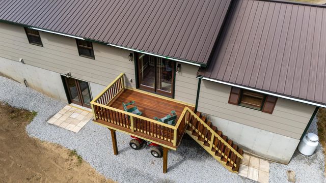 13 Seyah Road, Shelburne, NH 03581