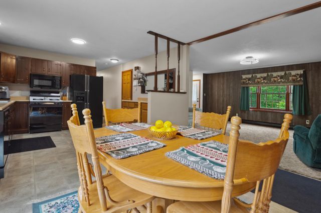 13 Seyah Road, Shelburne, NH 03581