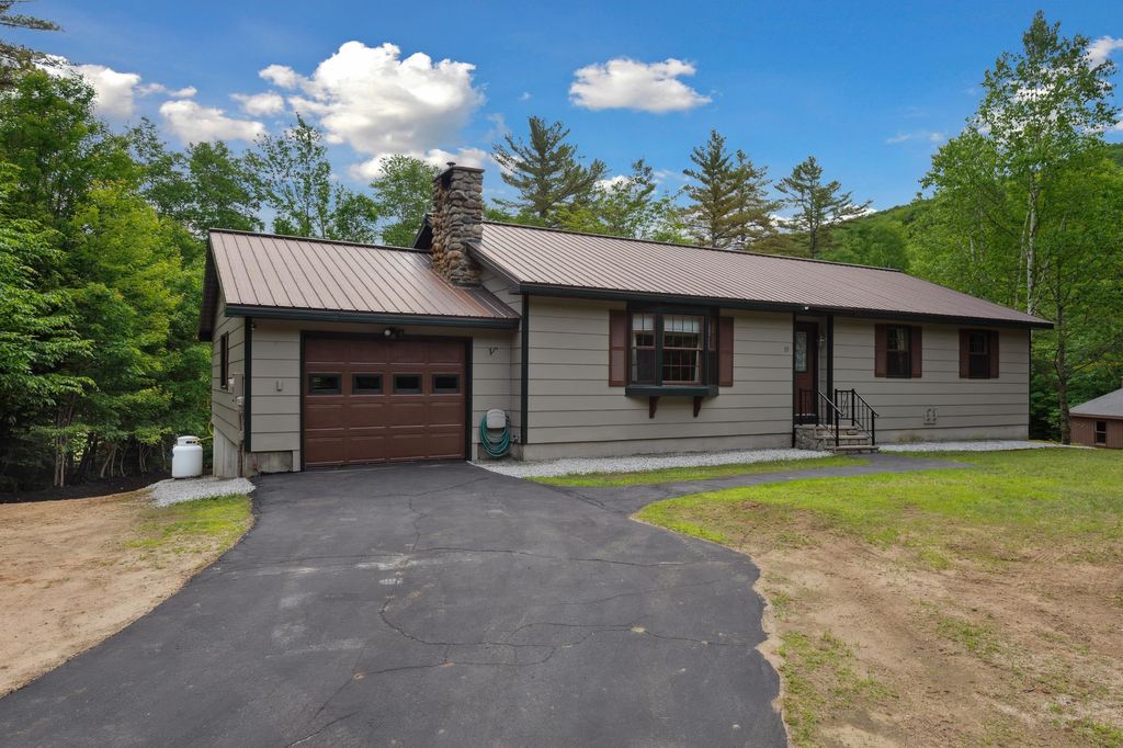 13 Seyah Road, Shelburne, NH 03581